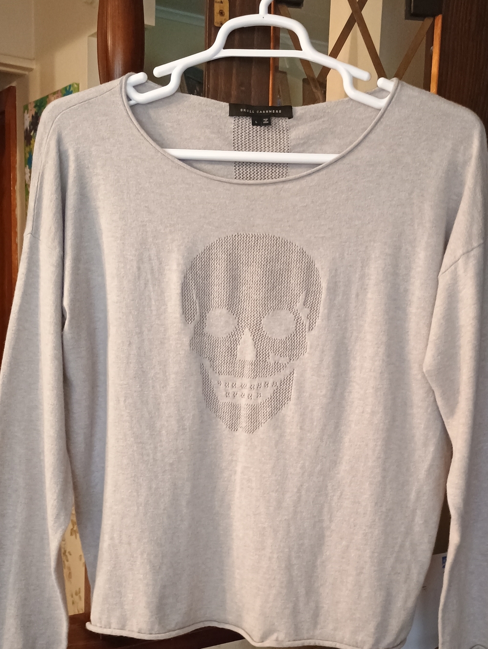 *Skull Cashmere* Crewneck Gray Sweater W Skull Motif. Excellent Condition Large